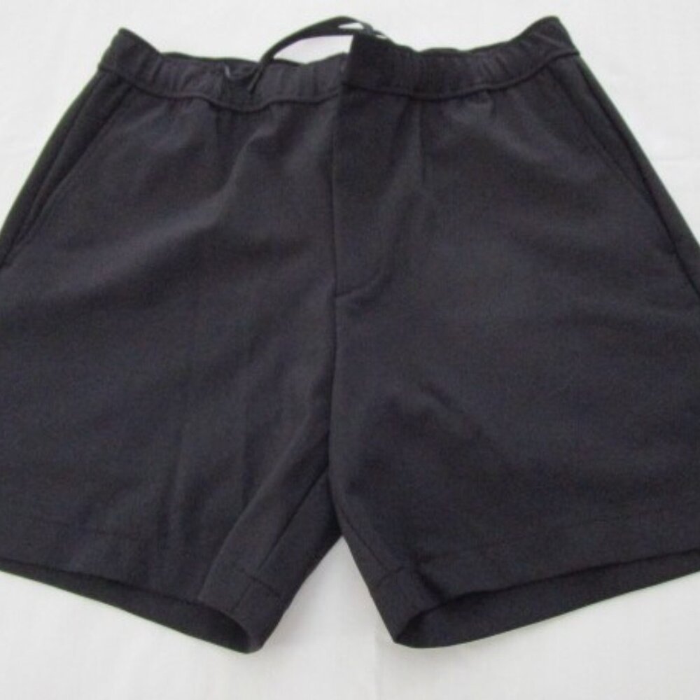 Theory Curtis Drawstring Short in Precision Ponte Style M0197221 Black Color
